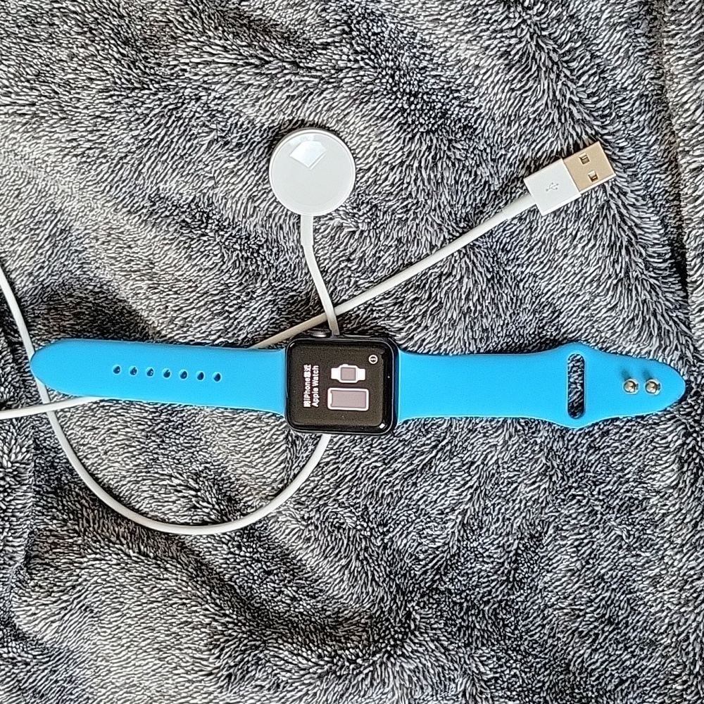 Apple series 3 38mm smartwatch